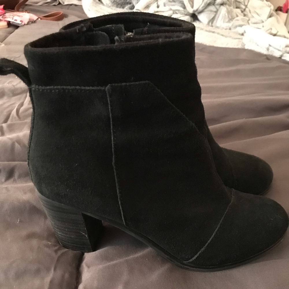 Toms Lunata Suede booties